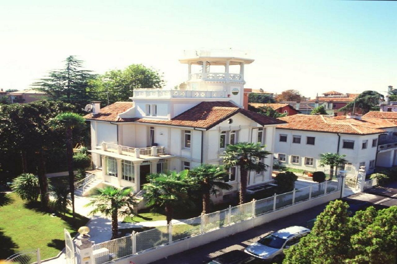 Hotel Delle Palme 3*